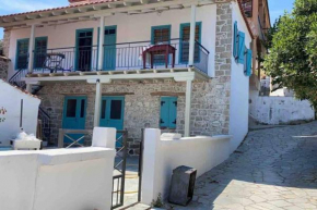 Sfeervol gerenoveerd huis in oud Grieks dorp
